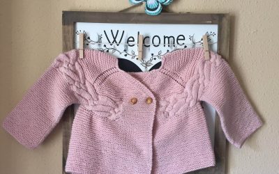Chaqueta de tricot para bebé, patrón chaqueta trenza.