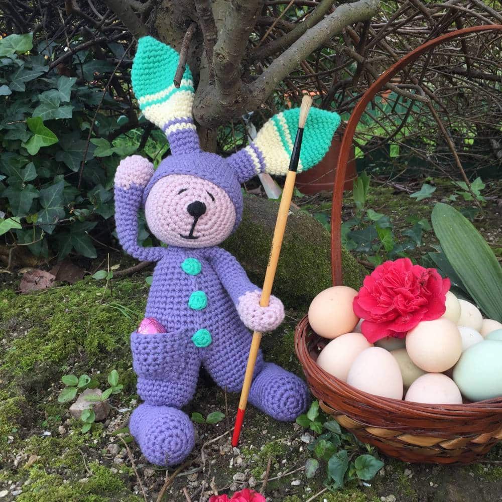 Patrón de conejito de pascua amigurumi